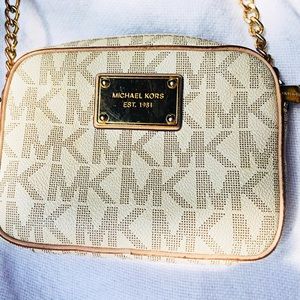 Michael Kors Crossbody